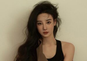 Lin Aijia (林艾泇) Profile