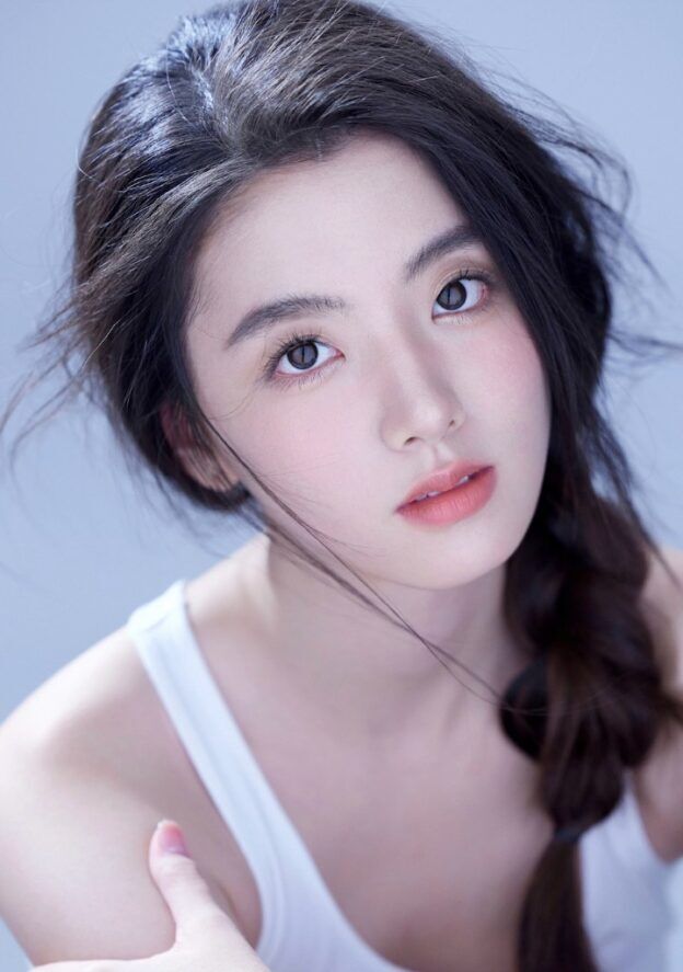 He Ziyi - 何子怡 - CPOPHOME